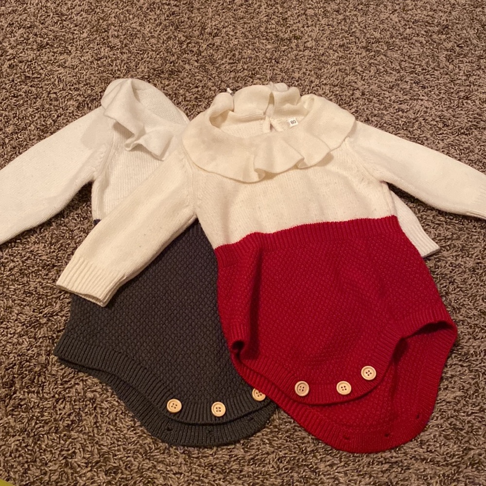 Knit baby rompers